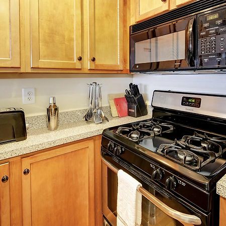 Restaurant Row Townhouse 2 King Bedrooms Louisville Exterior foto